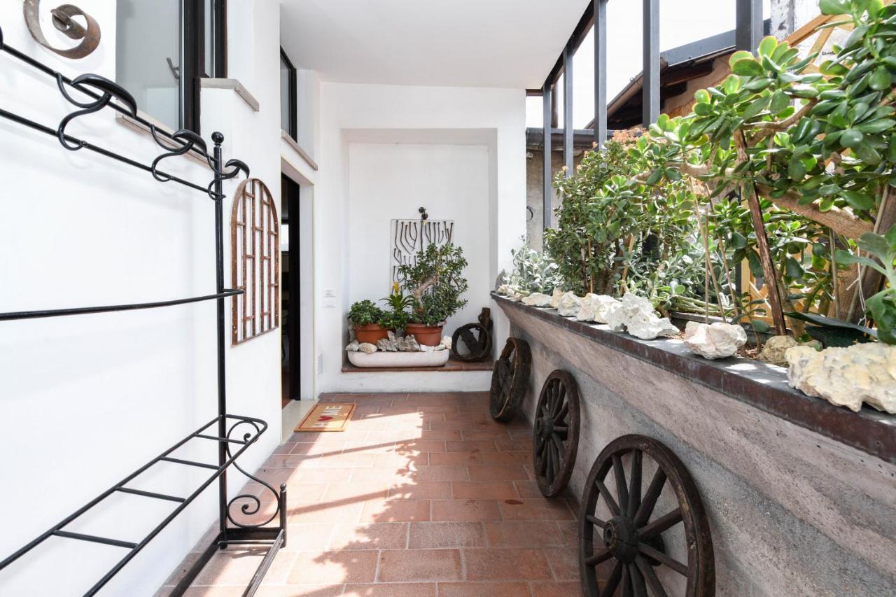 Appartamento Isi Saló Exterior foto