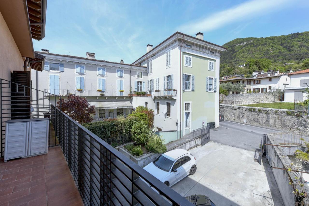 Appartamento Isi Saló Exterior foto